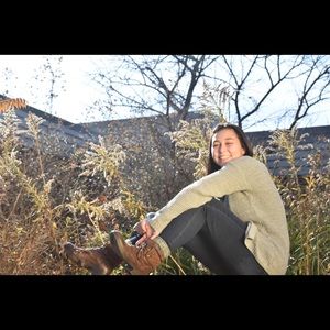 Meet your Posher, Jacquelyne